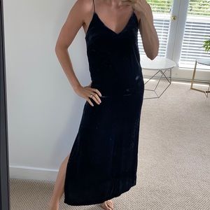H&M Macy velvet slip dress